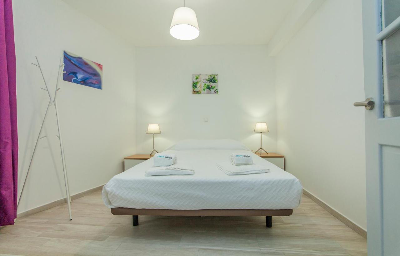Appartement B21 - Oliveira Cozy Flat à Lagos Extérieur photo
